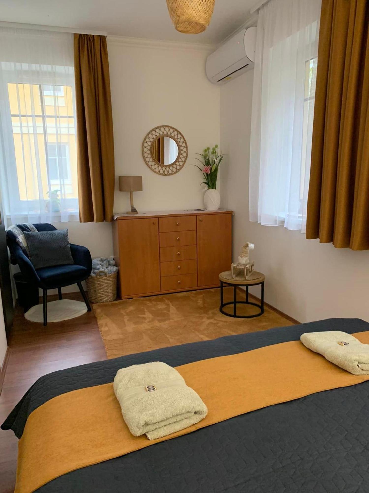 Sovirag Apartman Egerszalók Exterior foto